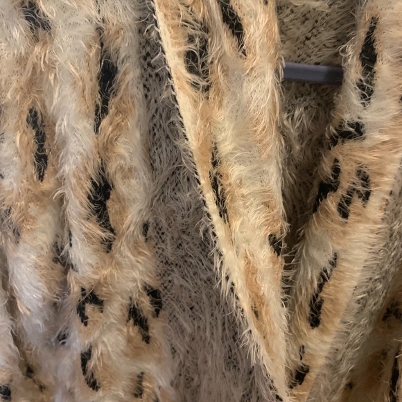 Mink Pink cozy cardigan sweater. - Picture 4 of 5